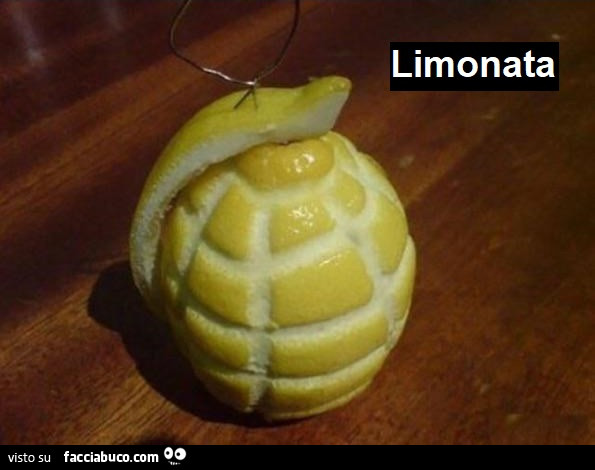Limonata. Granata di limoni