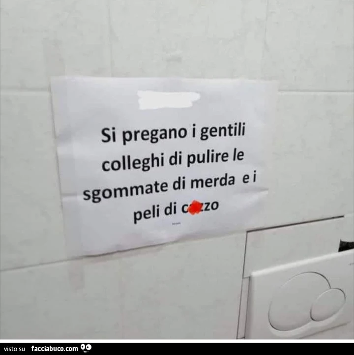 Si pregano gentili colleghi di pulire le sgommate di merda