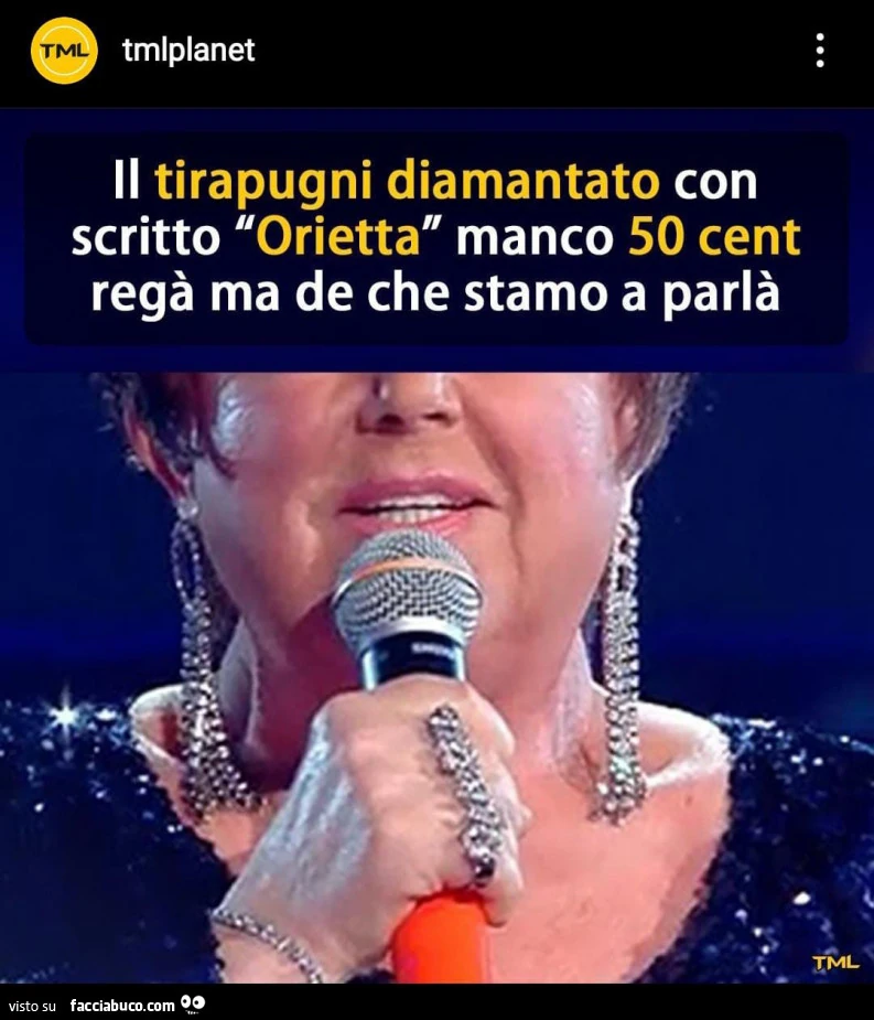 Il tirapugni diamantato con scritto Orietta, manco 59 cent, regà ma de che stiamo a parlà