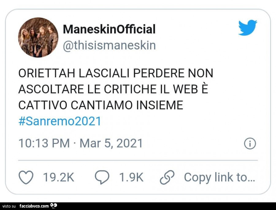 Maneskinofficial: oriettah lasciali perdere non ascoltare le critiche il web è cattivo cantiamo insieme