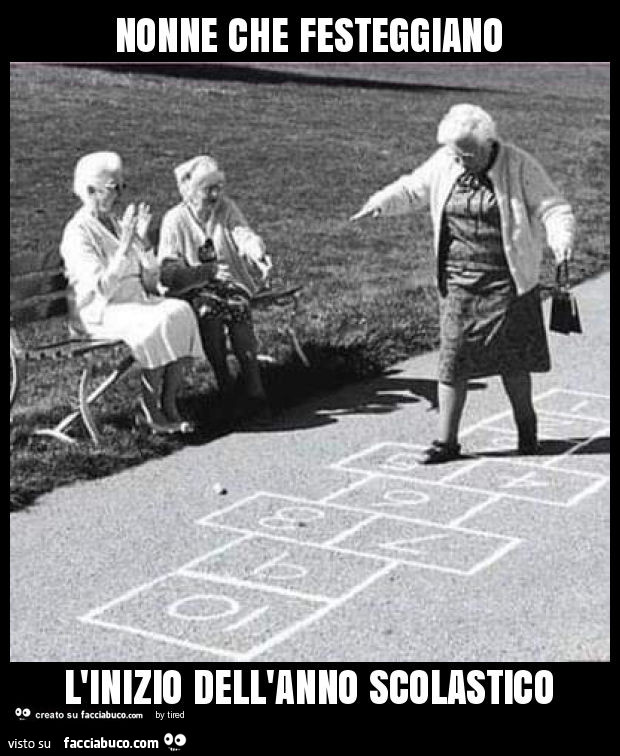 Nonne che festeggiano l'inizio dell'anno scolastico