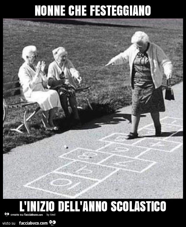 Nonne che festeggiano l'inizio dell'anno scolastico