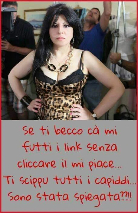 Se ti becco Cà mi tutti tutti il like senza cliccare il mi. Piace Ti scippi tutti i capiddi Sono stata spiegata?