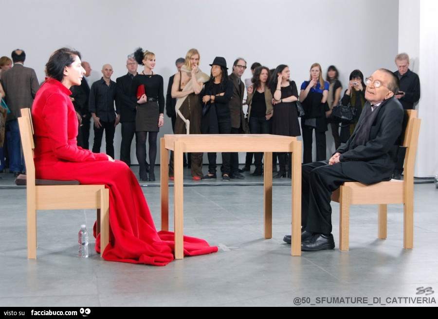 Marina abramovic art performace